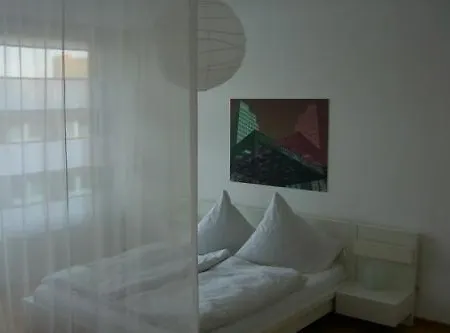 Pfefferbett Potsdamer Platz Hotel 4*